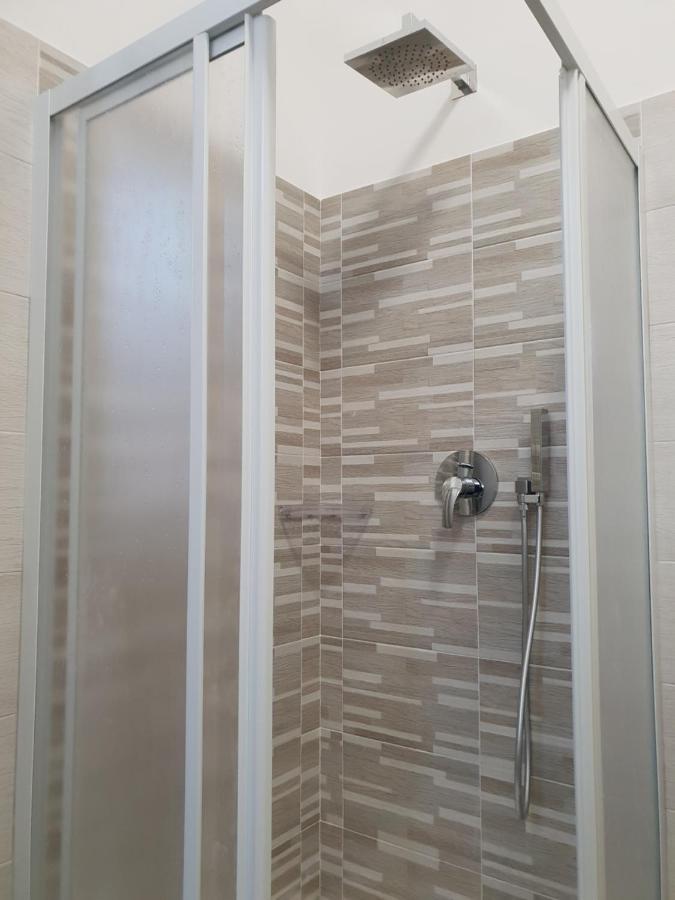 Leader Apartment 4 - Monzino - Hockey Msg Arena - Linate - Milano Ngoại thất bức ảnh